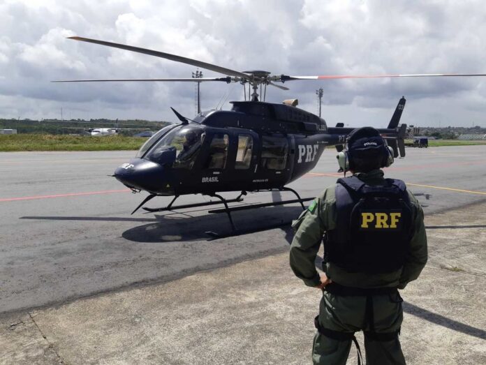 PRF recebe helicóptero