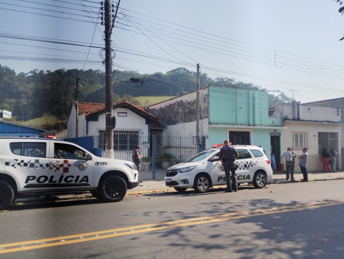 Polícia Militar afirma não ter recebido nenhuma chamada sobre o partido Avante durante a madrugada. Foto: Gustavo Vaquiani.